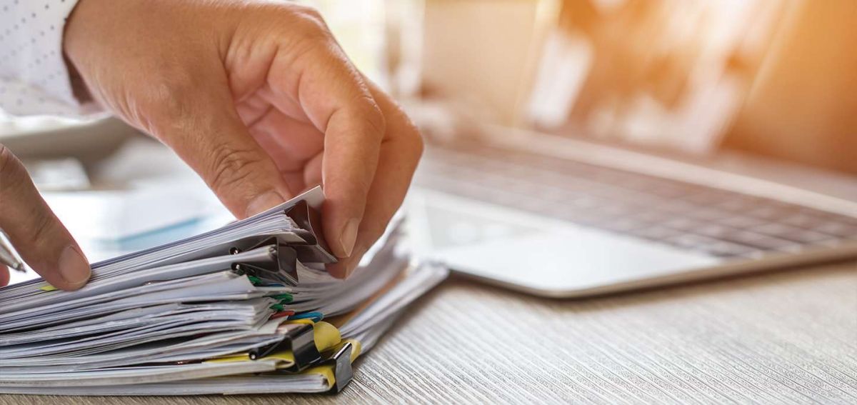 Antecedentes y arraigo: cómo preparar el expediente